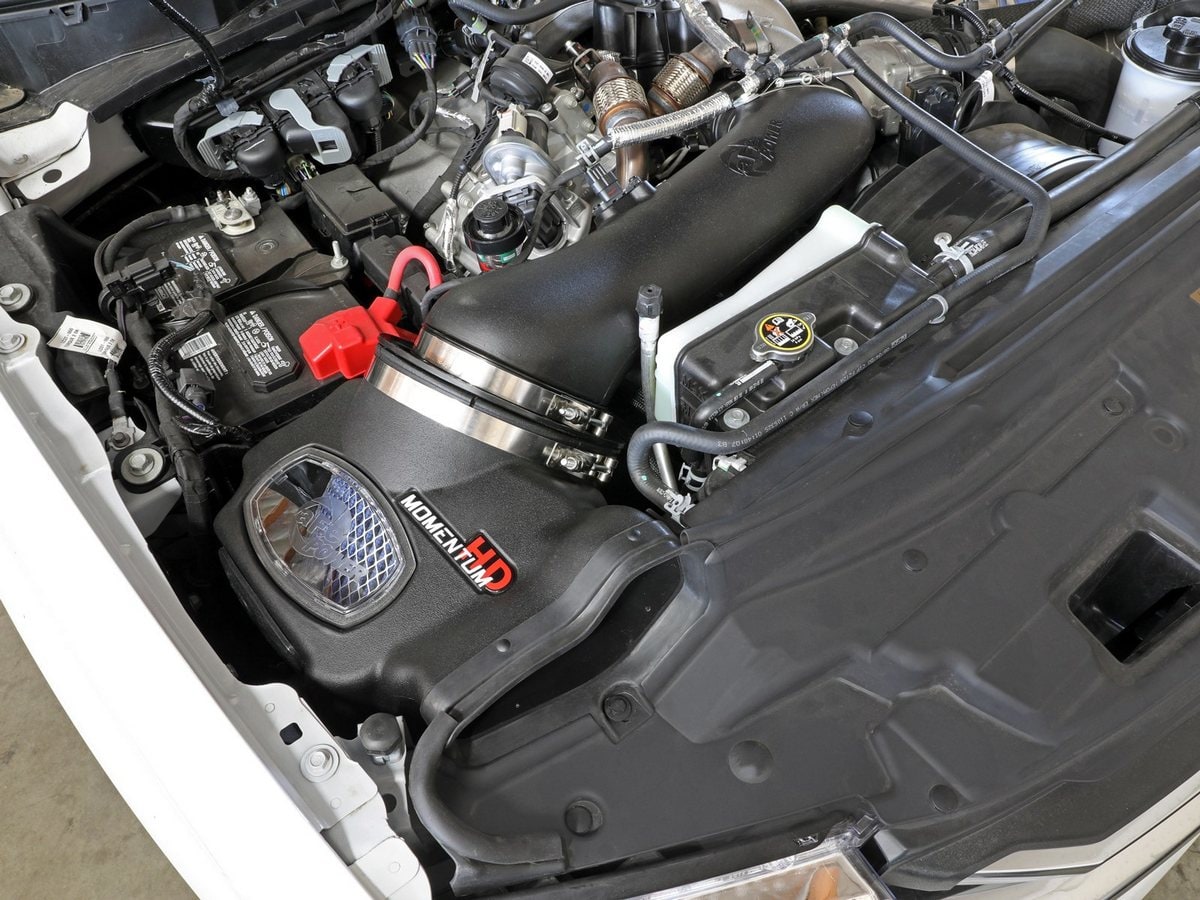 Система холодного впуска Momentum HD, с фильтром Pro 10R для Ford Diesel Trucks 2020–2026 V8-6.7L (td), AFE Power — фото 3