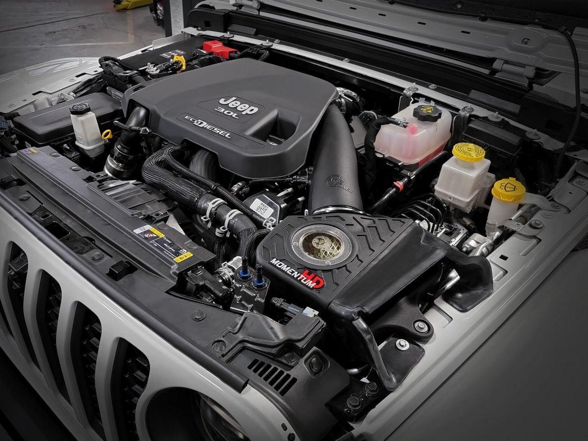 Система холодного впуска Momentum HD, с фильтром Pro GUARD7 для Jeep Wrangler (JL)/Gladiator (JT) 2020–2023 V6-3.0L (td) EcoDiesel, AFE Power — фото 3