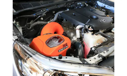 Система холодного впуска Momentum HD Orange Edition, с фильтром Pro DRY S для Toyota Hilux 2015–2026 L4-2.4/2.8L (td), AFE Power — фото 3