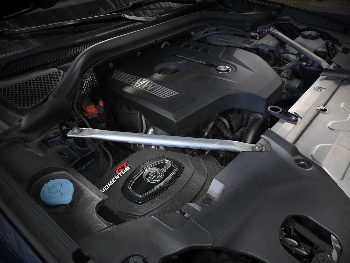 Система холодного впуска Momentum GT, с фильтром Pro DRY S для BMW 530i (G30) 2017–2023 L4-2.0L (t) B46/B48, AFE Power — фото 3