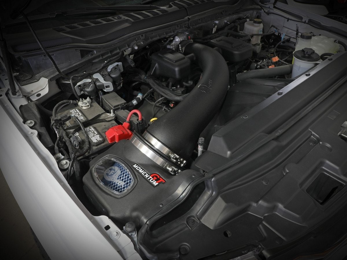 Система холодного впуска Momentum GT, с фильтром Pro 5R для Ford F-250/F-350 2020–2022 V8-6.2L, AFE Power — фото 3