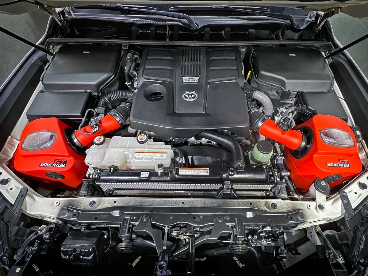 Система холодного впуска Momentum GT Red Edition, с фильтрами Pro DRY S для Toyota Land Cruiser (J300) 2022–2026 V6-3.4L (tt), AFE Power — фото 3