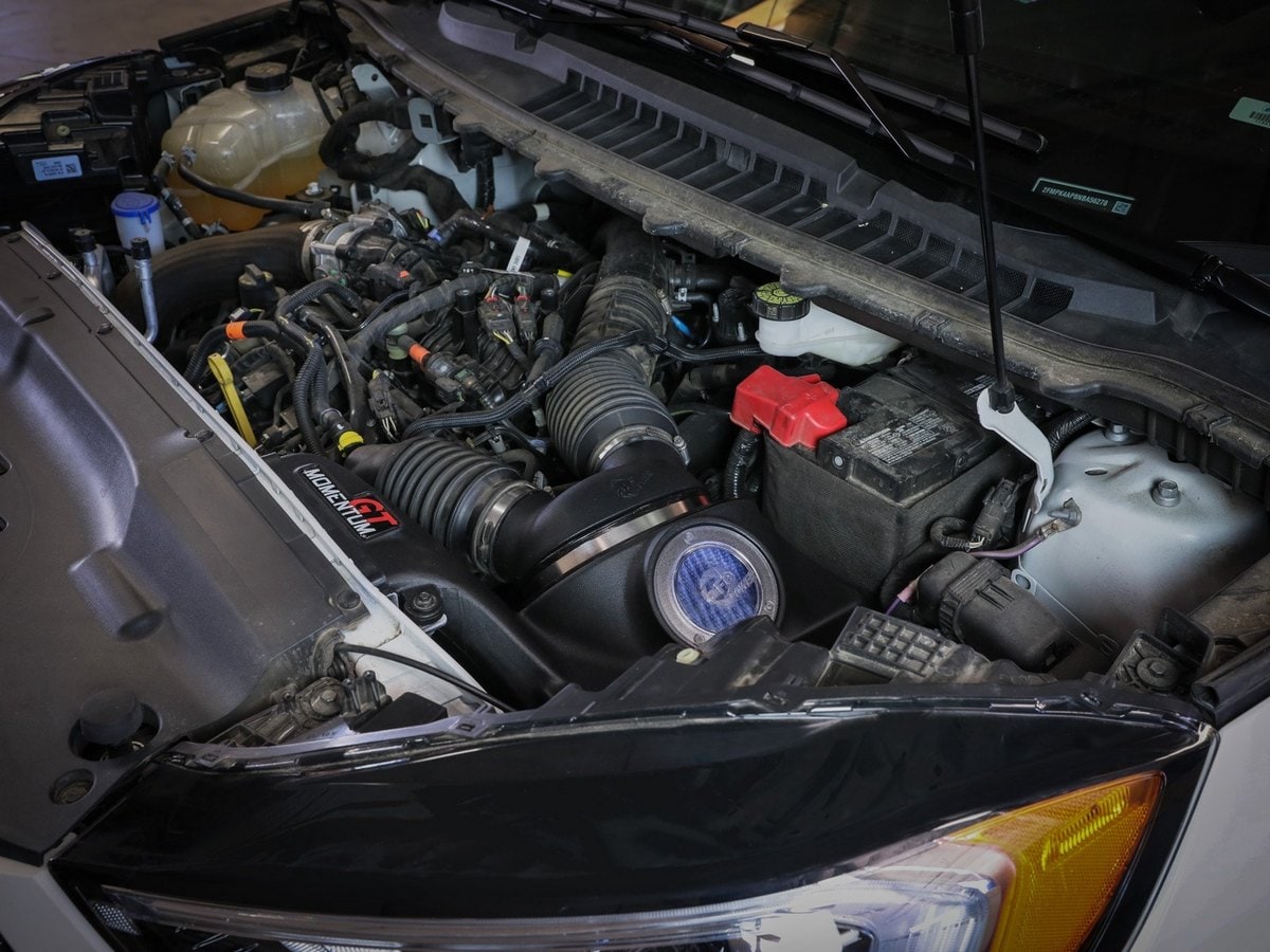 Система холодного впуска Momentum GT, с фильтром Pro 5R для Ford Edge ST 2019–2024 V6-2.7L (tt), AFE Power — фото 3