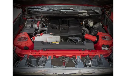 Система холодного впуска Momentum GT Red Edition, с фильтрами Pro DRY S для Toyota Tundra 2022–2026 V6-3.4L (tt), AFE Power — фото 3