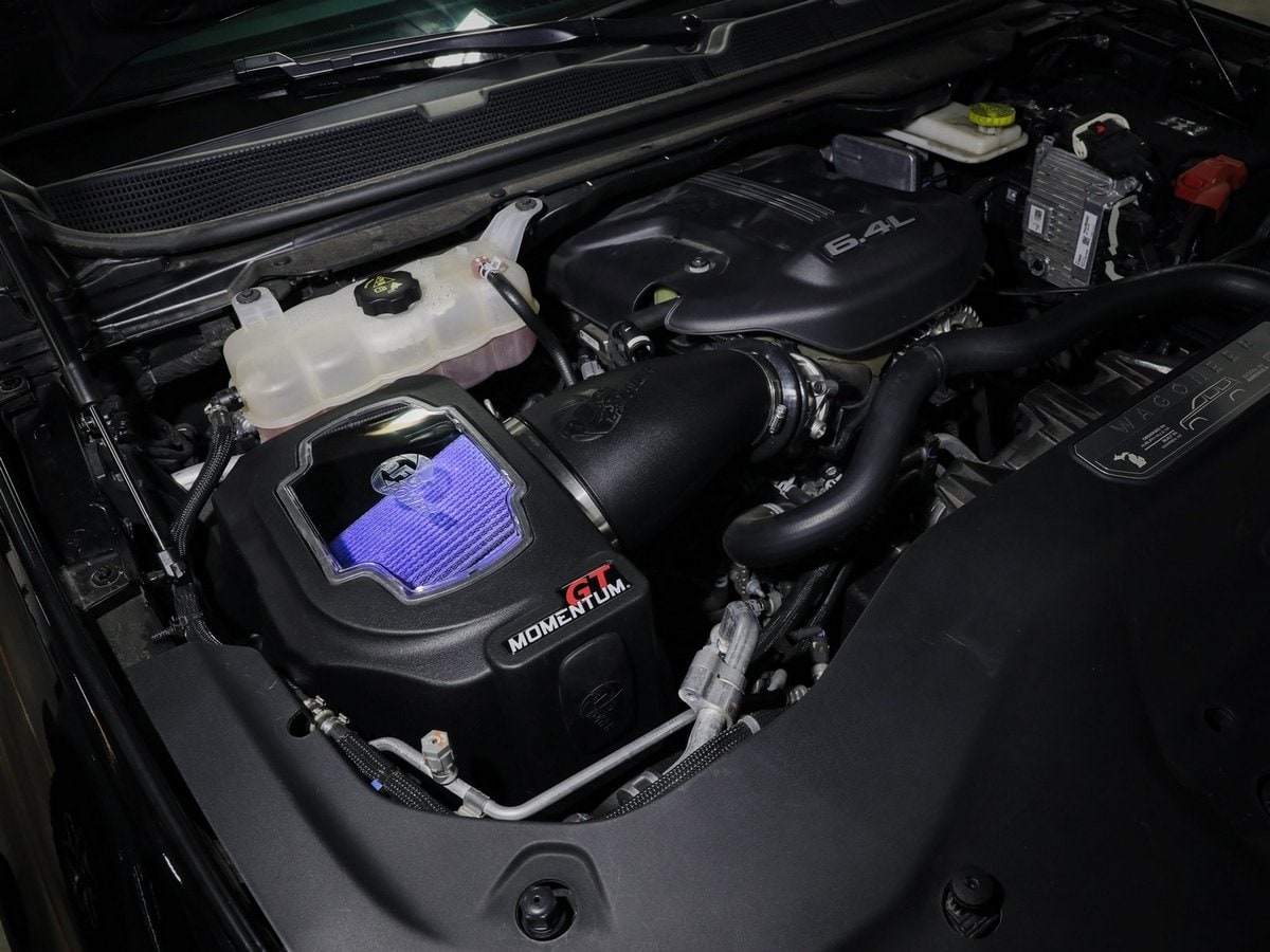Система холодного впуска Momentum GT, с фильтром Pro 5R для Jeep Grand Wagoneer (WS) 2022–2023 V8-6.4L, AFE Power — фото 3