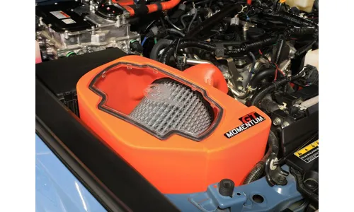 Система холодного впуска Momentum GT Orange Edition, с фильтром Pro DRY S для Toyota Land Cruiser (J250) 2024–2026 L4-2.4L (t), AFE Power — фото 3