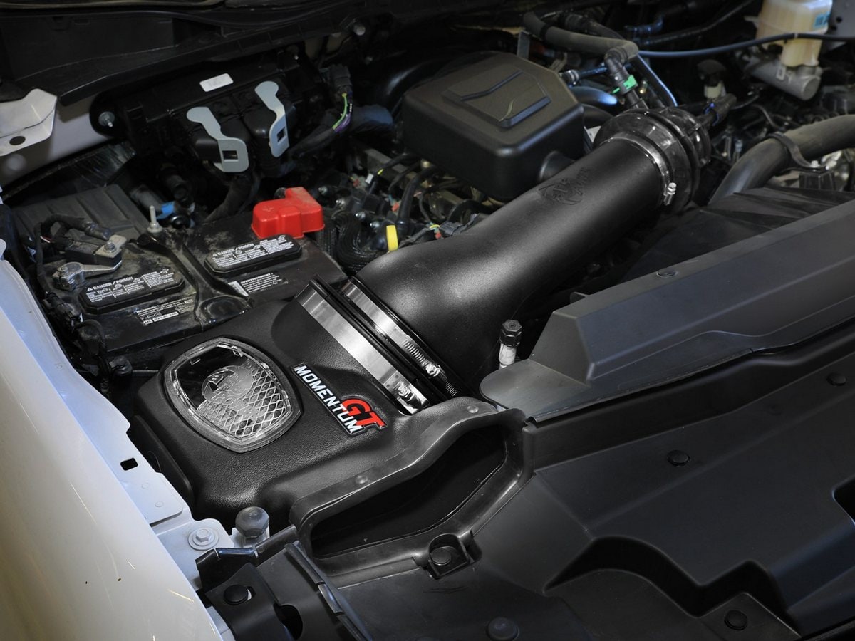 Система холодного впуска Momentum GT, с фильтром Pro DRY S для Ford F-250/F-350 2023–2026 V8-6.8L, AFE Power — фото 3