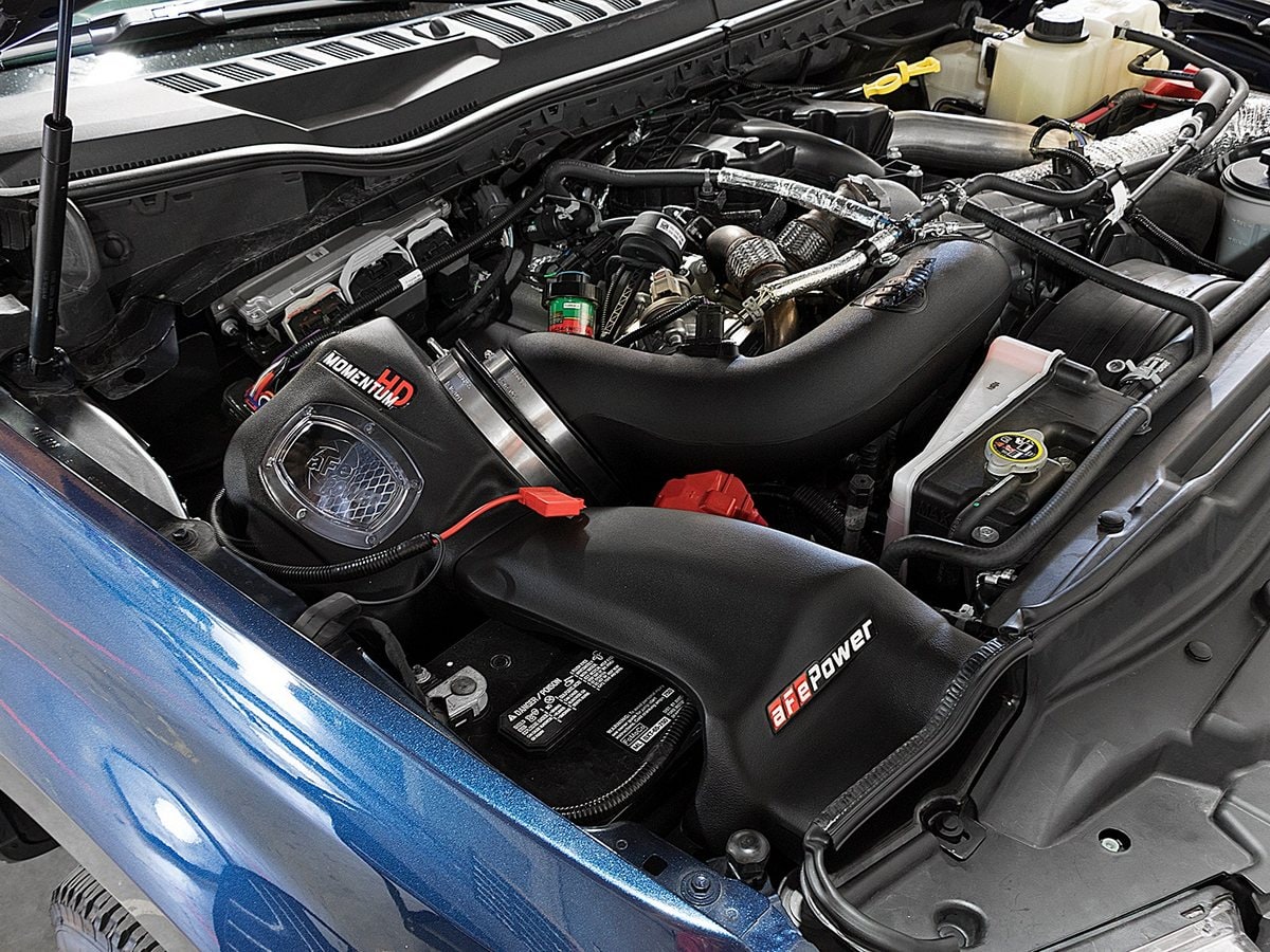 Система холодного впуска Momentum HD, с фильтром Pro 10R для Ford Diesel Trucks 2017–2019 V8-6.7L (td), AFE Power — фото 3