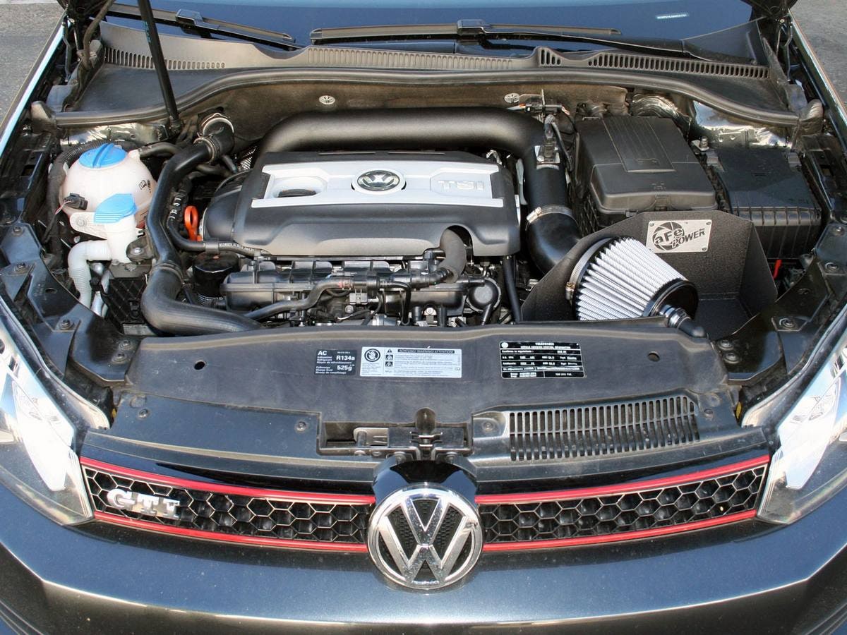 Система холодного впуска Magnum FORCE Stage-2, с фильтром Pro DRY S для Volkswagen GTI (MKVI) 2010–2014 L4-2.0L (t), AFE Power — фото 2