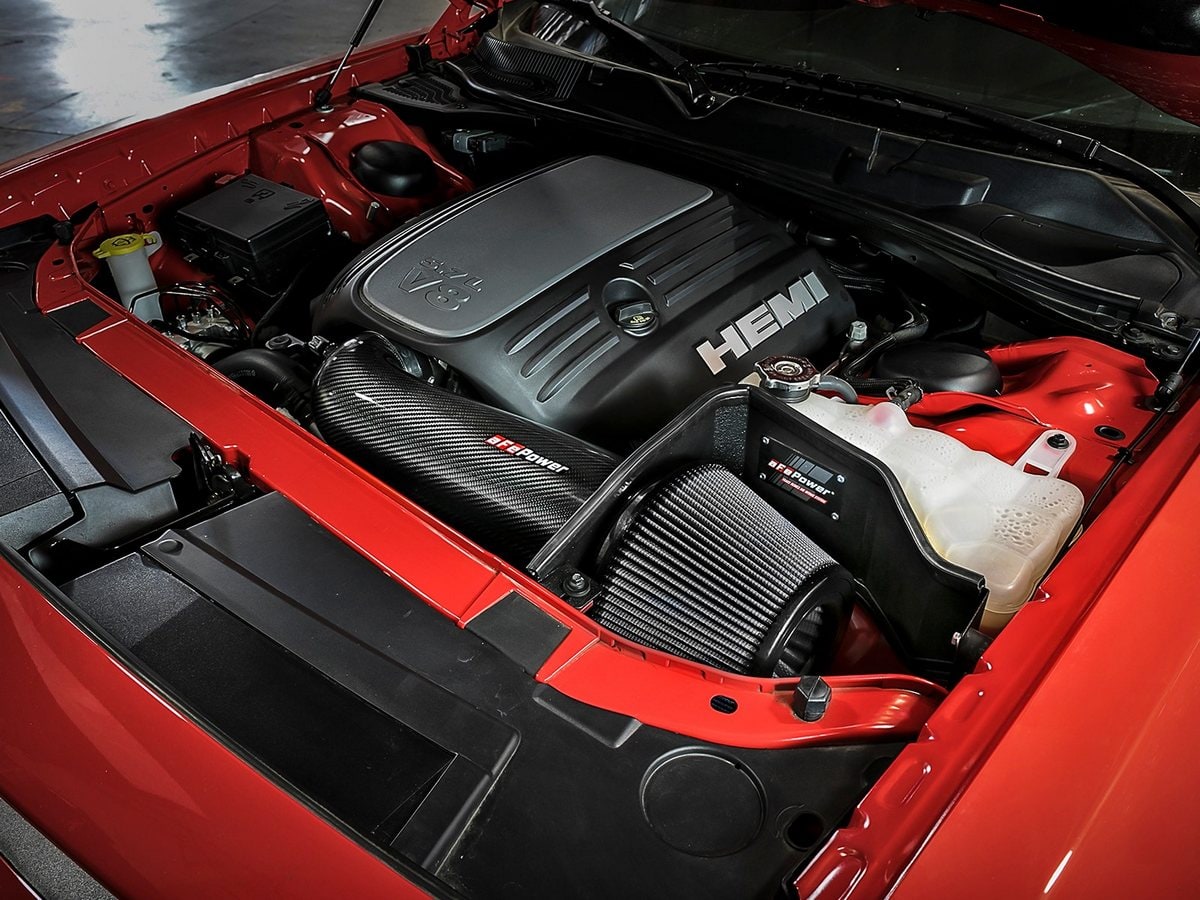Система холодного впуска Track Series из углепластика, с фильтром Pro DRY S для Dodge Challenger/Charger/Chrysler 300C 2011–2023 V8-5.7L HEMI, AFE Power — фото 2