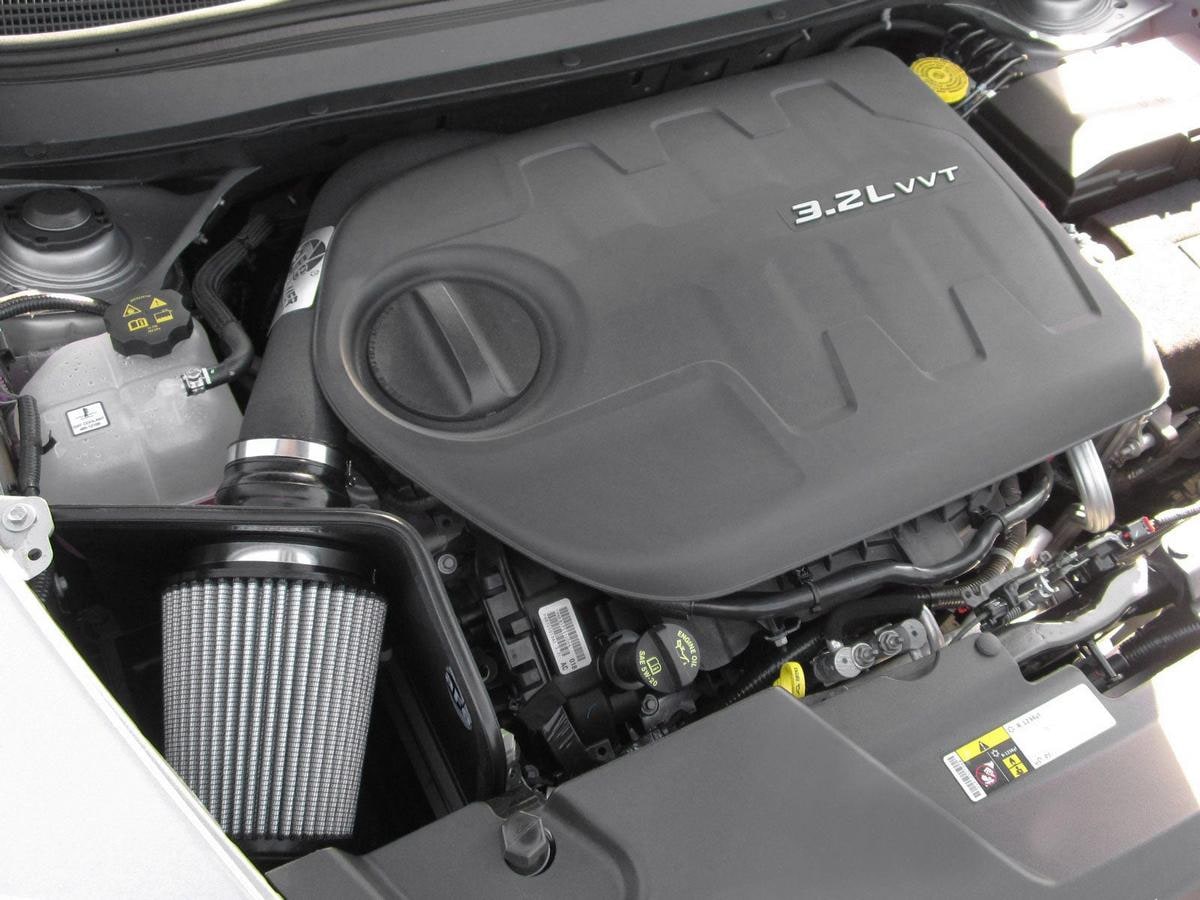 Система холодного впуска Magnum FORCE Stage-2, с фильтром Pro DRY S для Jeep Cherokee (KL) 2014–2018 V6-3.2L, AFE Power — фото 6