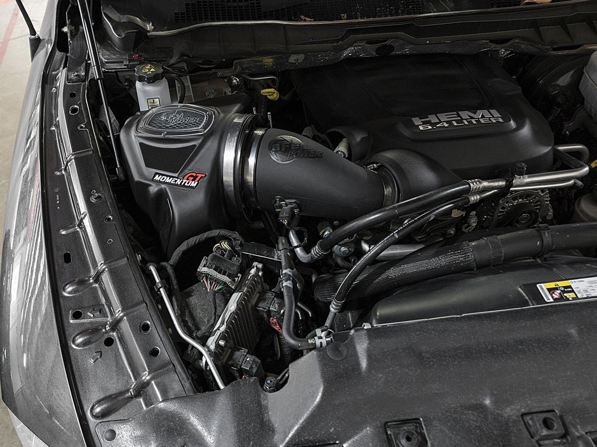 Система холодного впуска Momentum GT, с фильтром Pro DRY S для RAM 2500 Power Wagon 2014–2016 RAM 2500/3500 2014–2016 V8-6.4L HEMI, AFE Power — фото 3