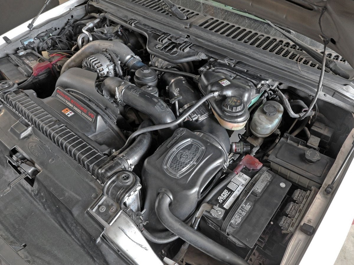 Система холодного впуска Momentum HD, с фильтром Pro DRY S для Ford Diesel Trucks 2003–2007 V8-6.0L (td), AFE Power — фото 3