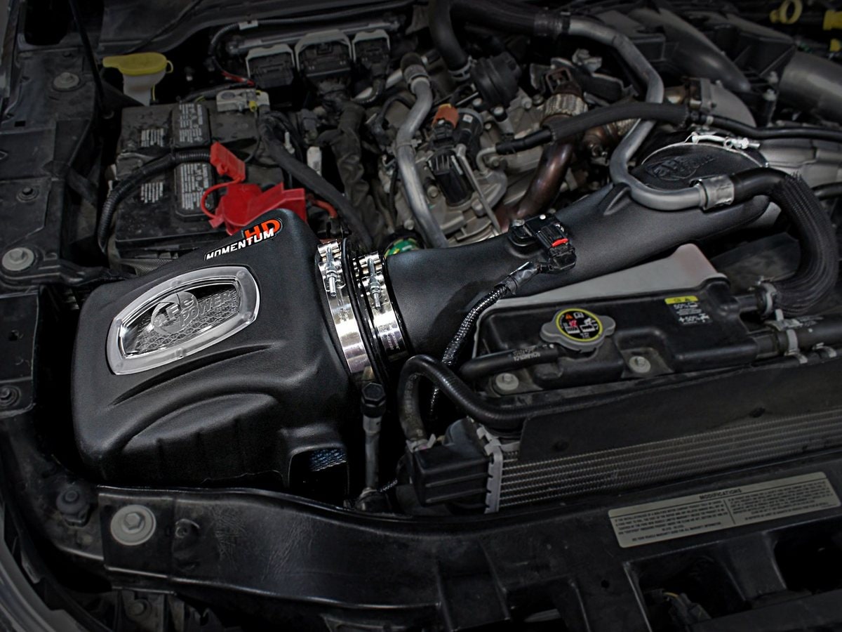 Система холодного впуска Momentum HD, с фильтром Pro DRY S для Ford Diesel Trucks 2011–2016 V8-6.7L (td), AFE Power — фото 3