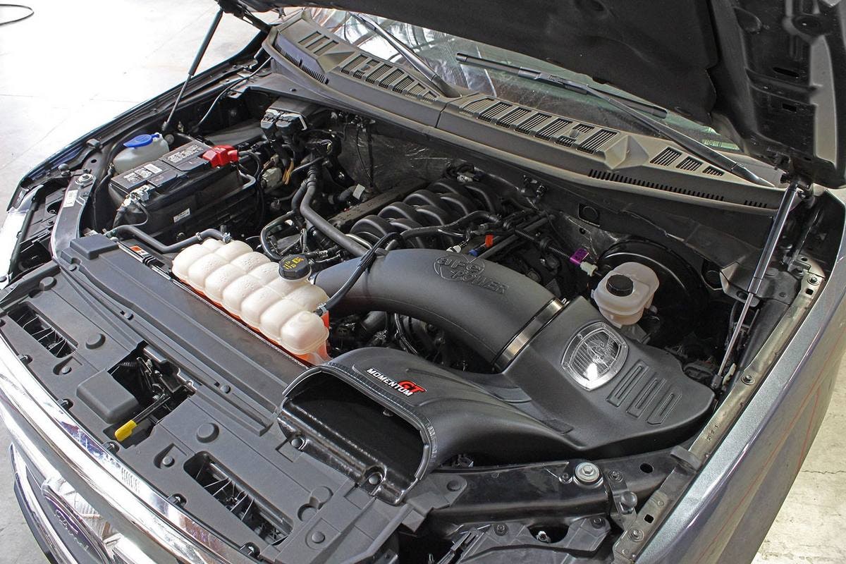 Система холодного впуска Momentum GT, с фильтром Pro DRY S для Ford F-150 2015–2020 V8-5.0L, AFE Power — фото 2
