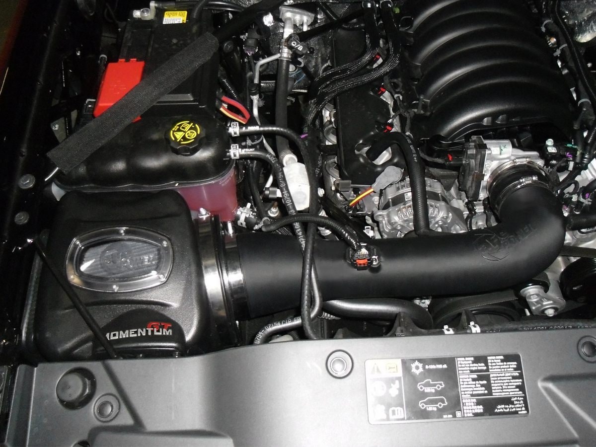Система холодного впуска Momentum GT, с фильтром Pro DRY S для Chevrolet/GMC Silverado/Sierra 1500 2014–2019 V8-5.3L/6.2L, AFE Power — фото 6
