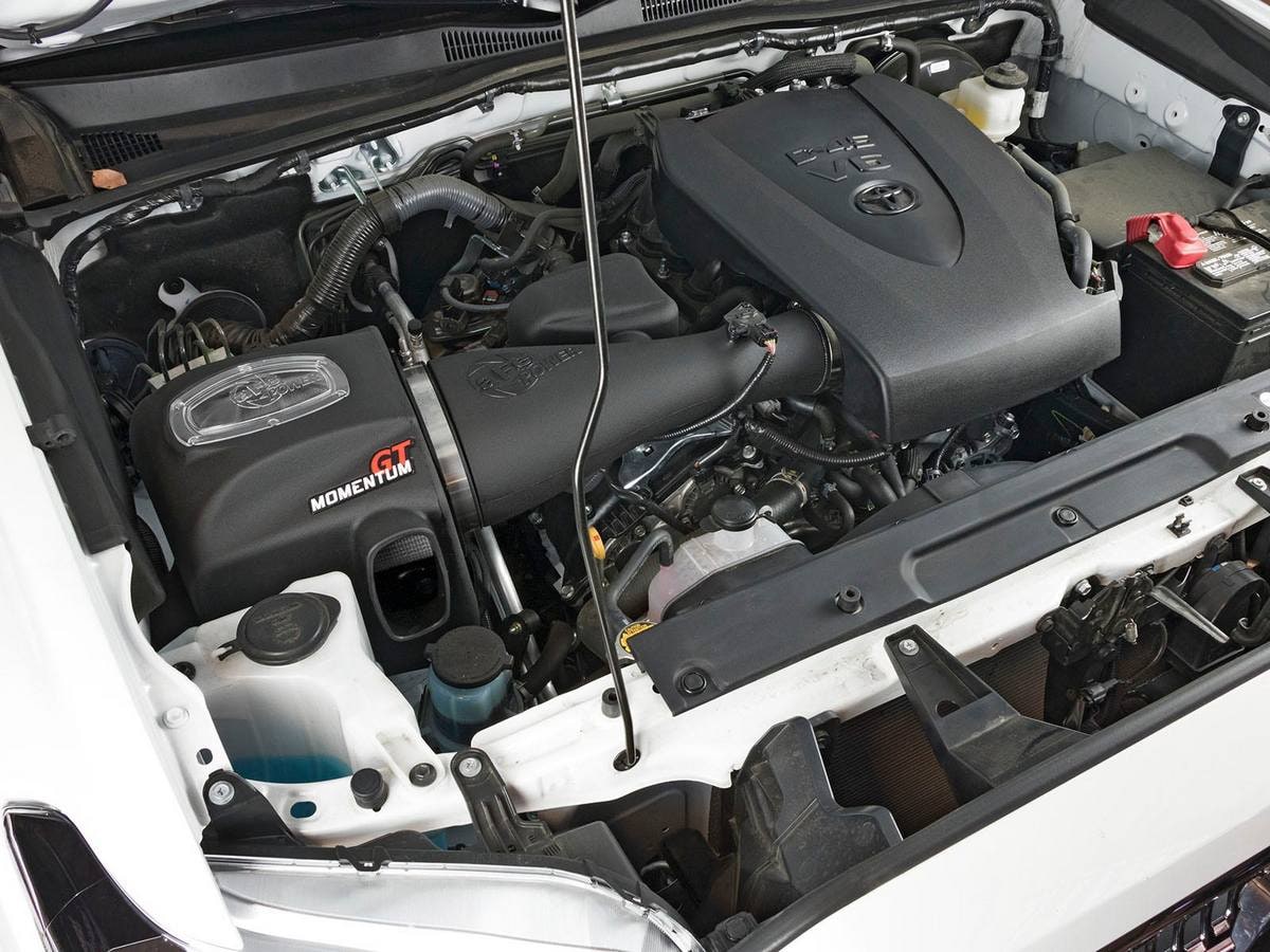 Система холодного впуска Momentum GT, с фильтром Pro DRY S для Toyota Tacoma 2016–2023 V6-3.5L, AFE Power — фото 2