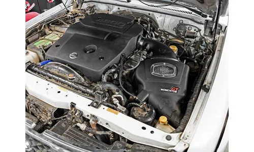 Система холодного впуска Momentum GT, с фильтром Pro DRY S для Nissan Patrol (Y61) 2001–2016 L6-4.8L (non-US), AFE Power — фото 3