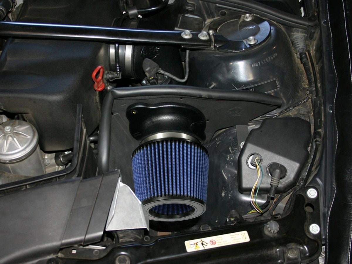 Система холодного впуска Magnum FORCE Stage-2, с фильтром Pro 5R для BMW M3 (E46) 2001–2006 L6-3.2L, AFE Power — фото 6
