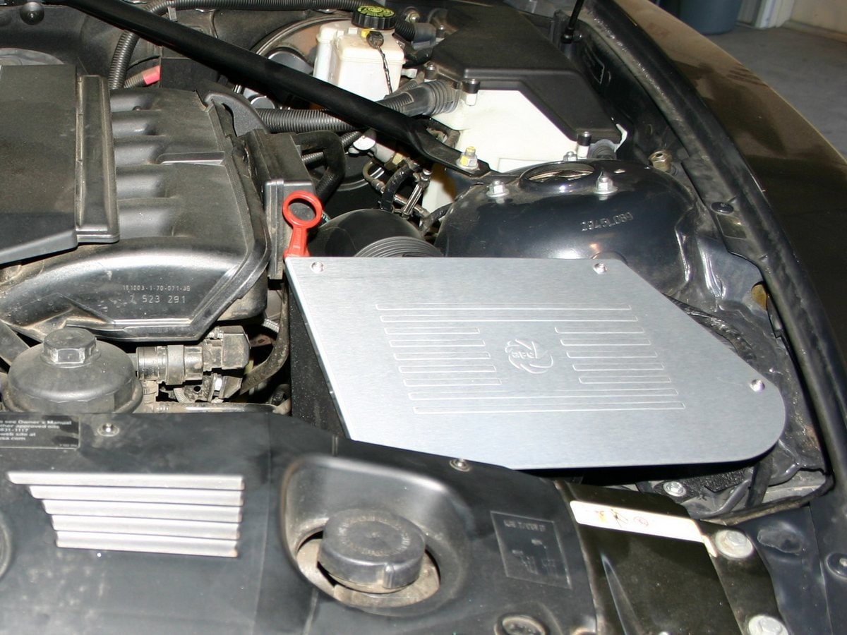 Система холодного впуска Magnum FORCE Stage-1, с фильтром Pro 5R для BMW Z4 (E85) 2003–2005 L6-2.5L (M54), AFE Power — фото 7