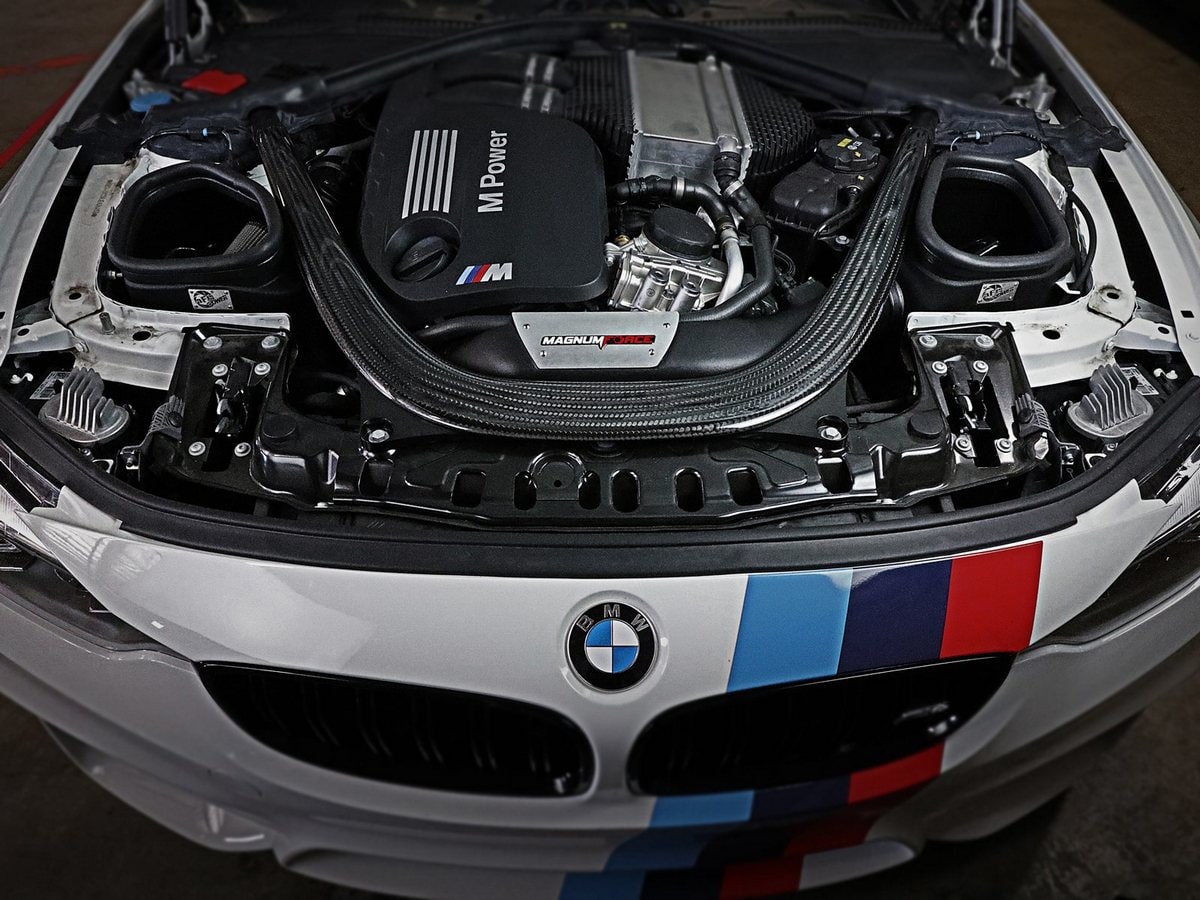 Система холодного впуска Magnum FORCE Stage-2, с фильтрами Pro DRY S для BMW M2 Competition (F87) 2019–2021/M3/M4 (F80/82/83) 2015–2020 L6-3.0L (tt) S55, AFE Power — фото 3