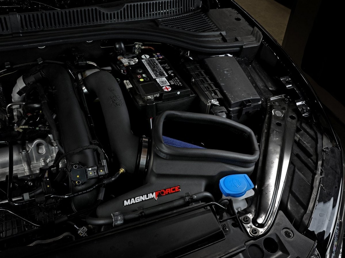 Система холодного впуска Magnum FORCE Stage-2, с фильтром Pro 5R для Volkswagen Jetta (MKVII) 2019–2021 L4-1.4L (t), AFE Power — фото 3