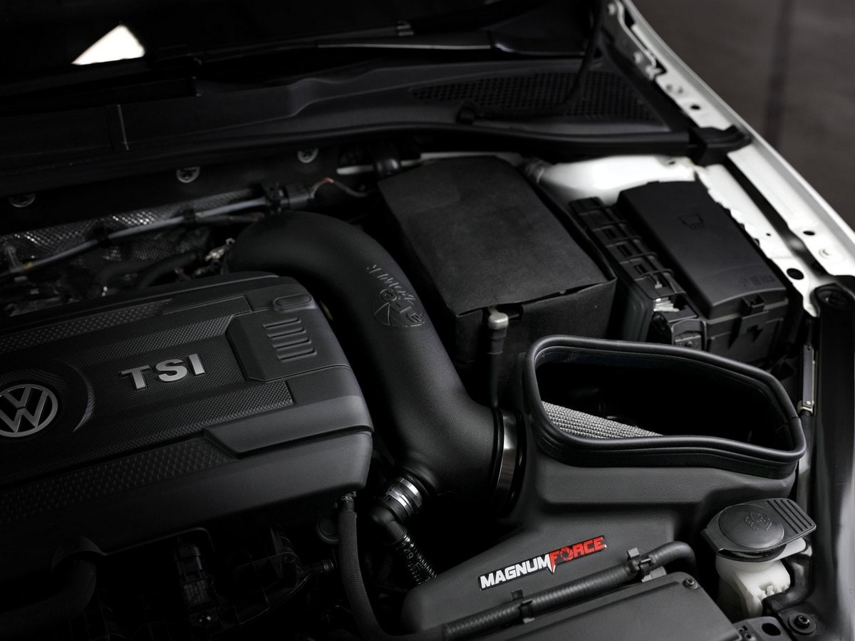 Система холодного впуска Magnum FORCE Stage-2, с фильтром Pro DRY S для Volkswagen GTI (MKVII) 2015–2021 L4-2.0L (t), AFE Power — фото 3