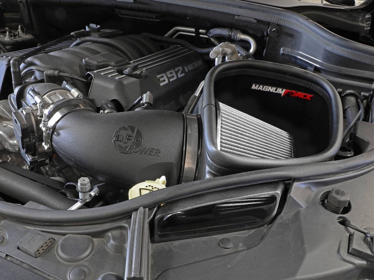 Система холодного впуска Magnum FORCE Stage-2, с фильтром Pro DRY S для Jeep Grand Cherokee (WK2) 2012–2021 / Dodge Durango SRT 2018–2023 V8-6.4L HEMI, AFE Power — фото 3