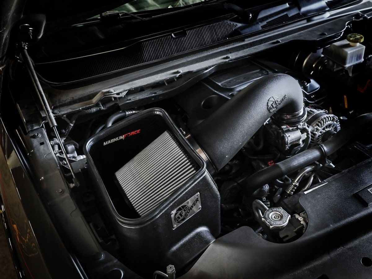 Система холодного впуска Magnum FORCE Stage-2, с фильтром Pro DRY S для RAM 1500 (DT) 2019–2026 V8-5.7L HEMI, AFE Power — фото 3