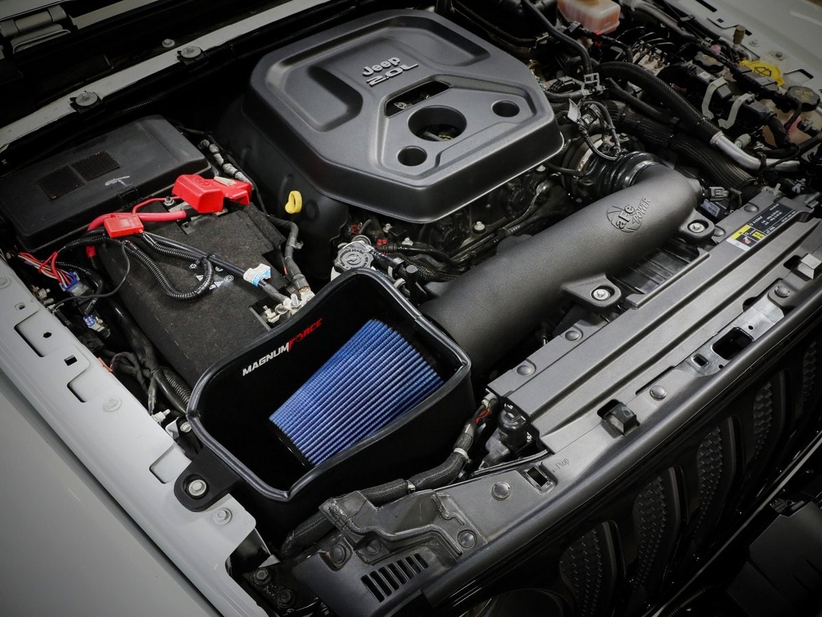 Система холодного впуска Magnum FORCE Stage-2, с фильтром Pro 5R для Jeep Wrangler (JL) 2018–2023 L4-2.0L (t), AFE Power — фото 3