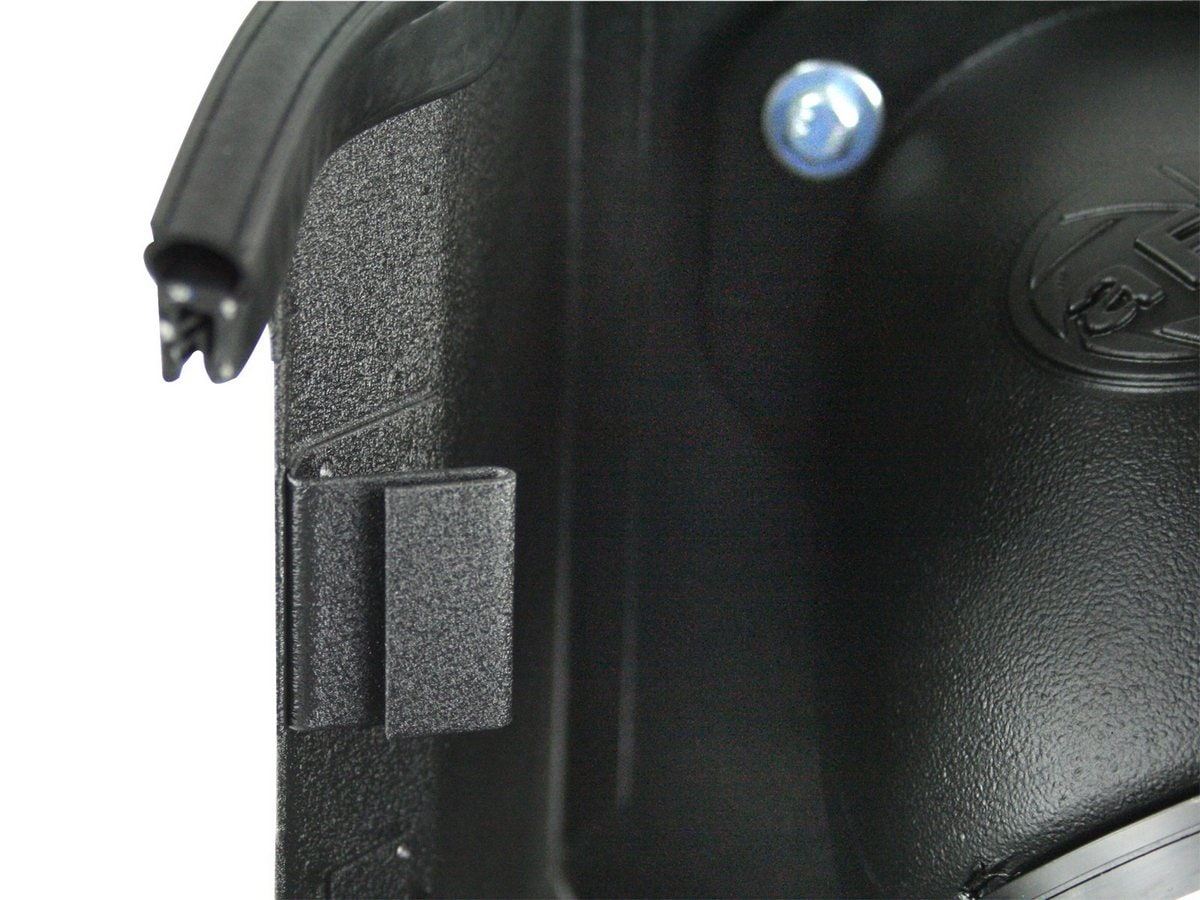 Система холодного впуска Magnum FORCE Stage-2, с фильтром Pro 5R для BMW 3-Series (E46) 1999–2006 L6-2.5L/2.8L/3.0L (M52/M54), AFE Power — фото 2