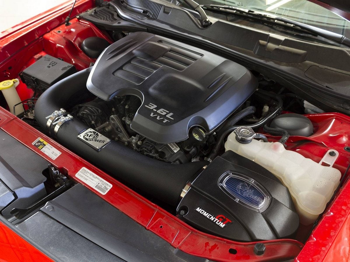 Система холодного впуска Momentum GT, с фильтром Pro 5R для Dodge Challenger/Charger 2011–2023/Chrysler 300 2011–2014 V6-3.6L, AFE Power — фото 3