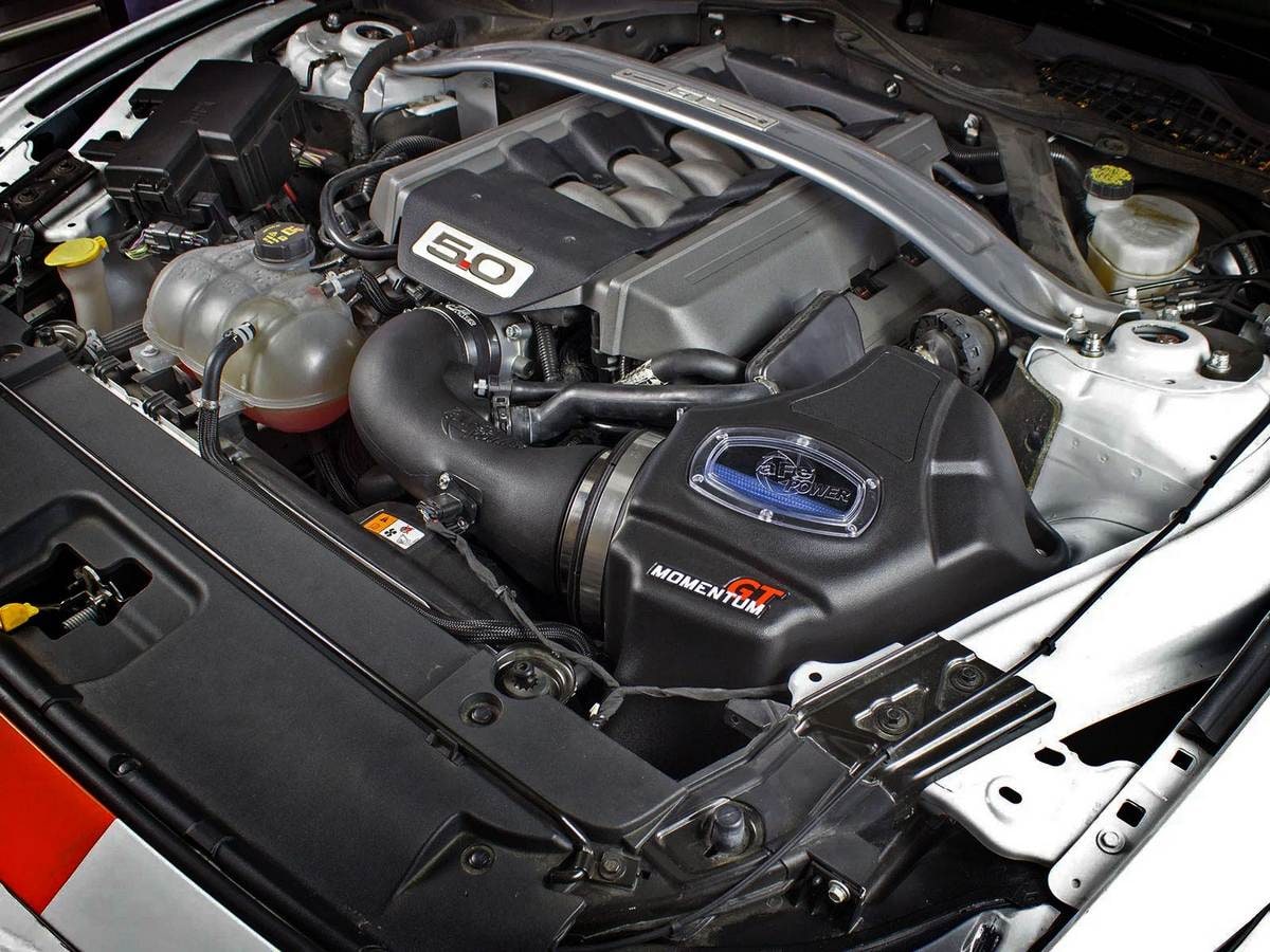 Система холодного впуска Momentum GT, с фильтром Pro 5R для Ford Mustang GT 2015–2017 V8-5.0L, AFE Power — фото 2