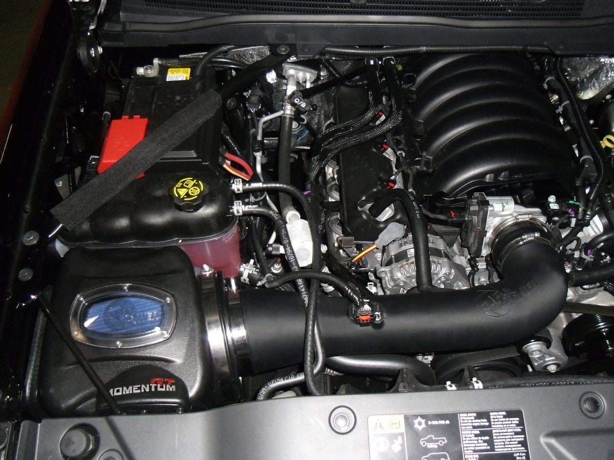 Система холодного впуска Momentum GT, с фильтром Pro 5R для Chevrolet/GMC Silverado/Sierra 1500 2014–2019 V8-5.3L/6.2L, AFE Power — фото 6