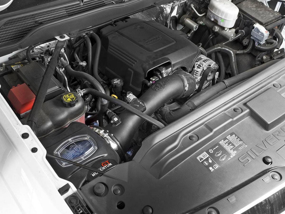 Система холодного впуска Momentum GT, с фильтром Pro 5R для Chevrolet/GMC Silverado/Sierra 2500/3500HD 2009–2015 V8-6.0L, AFE Power — фото 2