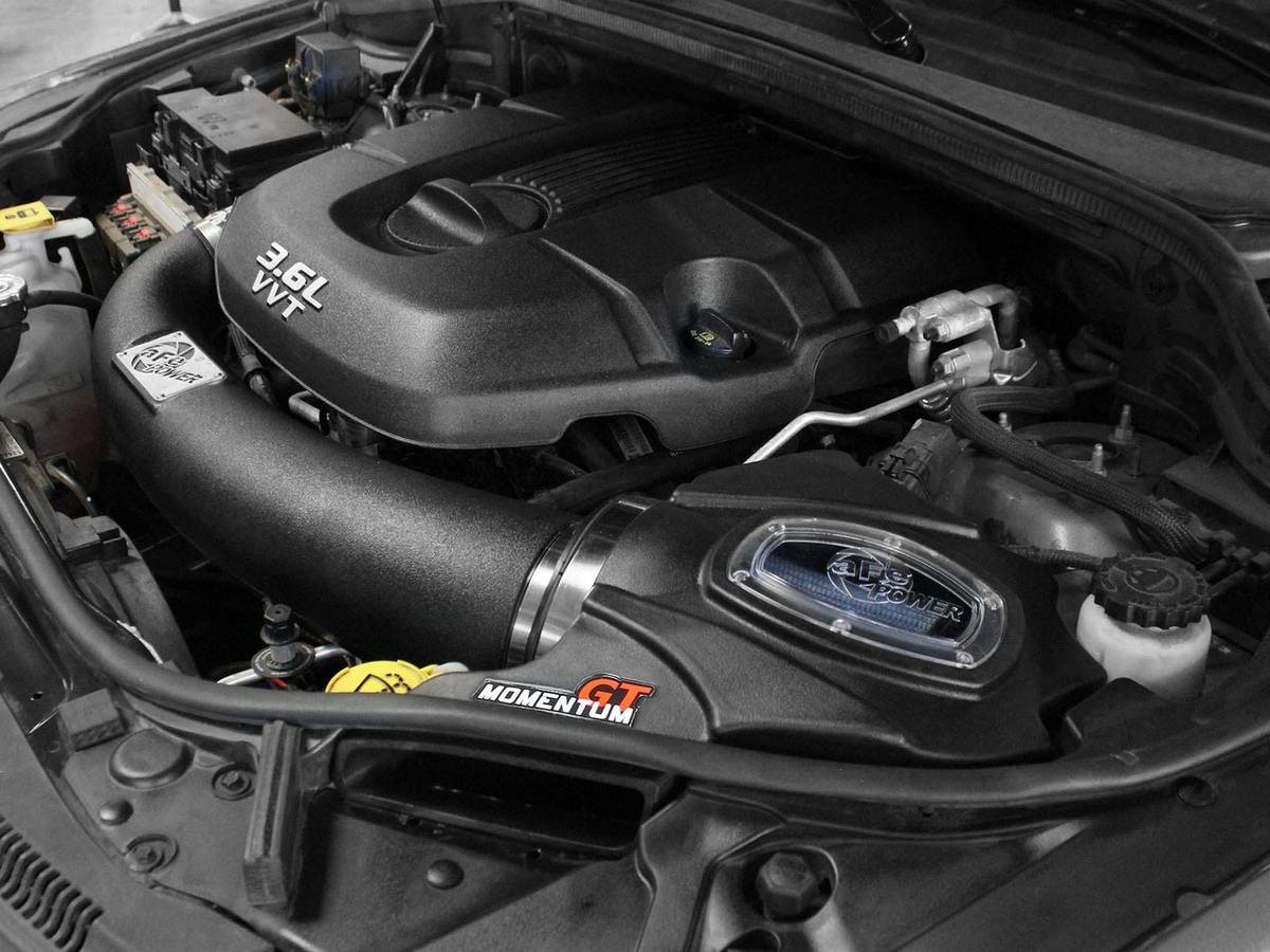 Система холодного впуска Momentum GT, с фильтром Pro 5R для Jeep Grand Cherokee (WK2)/Dodge Durango 2011–2015 V6-3.6L, AFE Power — фото 2