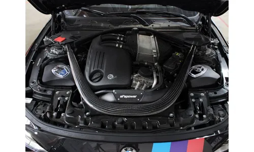 Система холодного впуска Momentum, с фильтром Pro 5R для BMW M2 Competition (F87) 2019–2021/M3/M4 (F80/82/83) 2015–2020 L6-3.0L (tt) S55, AFE Power — фото 2