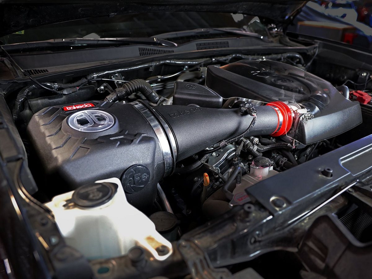 Система холодного впуска Takeda Momentum, с фильтром Pro DRY S для Toyota Tacoma 2016–2023 V6-3.5L, AFE Power — фото 3