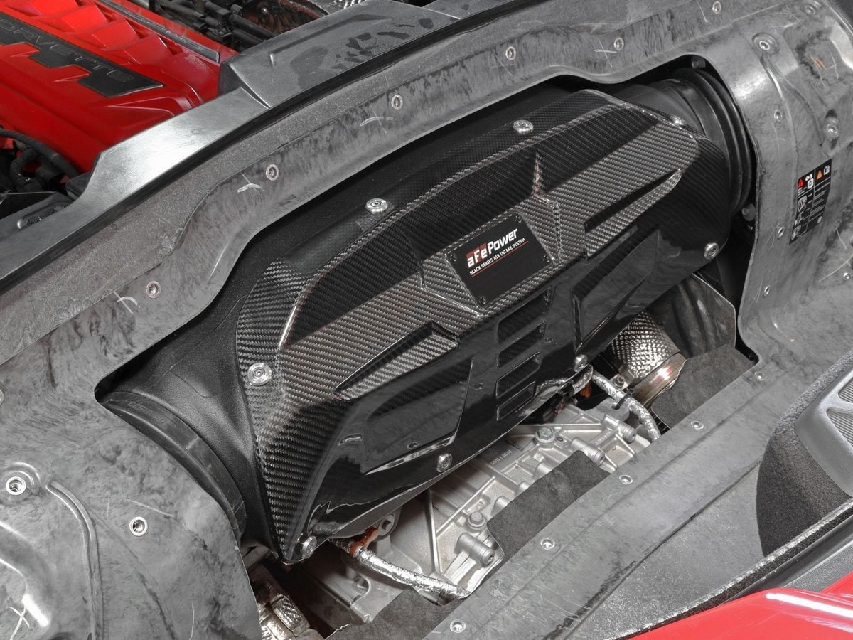 Система холодного впуска Black Series из углепластика, с фильтрами Pro 5R для Chevrolet Corvette (C8) 2020–2026 V8-6.2L, AFE Power — фото 3