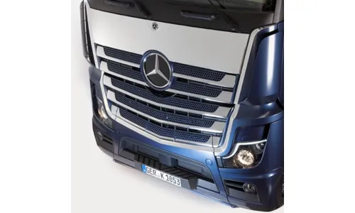 Хромированная окантовка передней облицовки кабины, Mercedes-Benz Actros 4/5 — фото 1