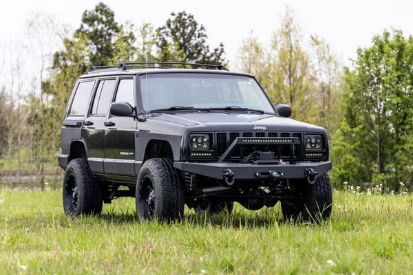 Защита задних боковин кузова, задние, Jeep Cherokee XJ (1997–2001), Rough Country — фото 3