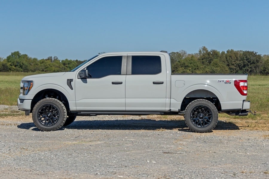 Накладки для удаления брызговиков, Ford F-150 (2021–2026), Rough Country — фото 5