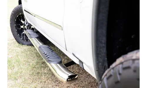 Овальные трубчатые подножки, из нержавеющей стали, кабина Crew Cab, с баком DEF, Rough Country — фото 7