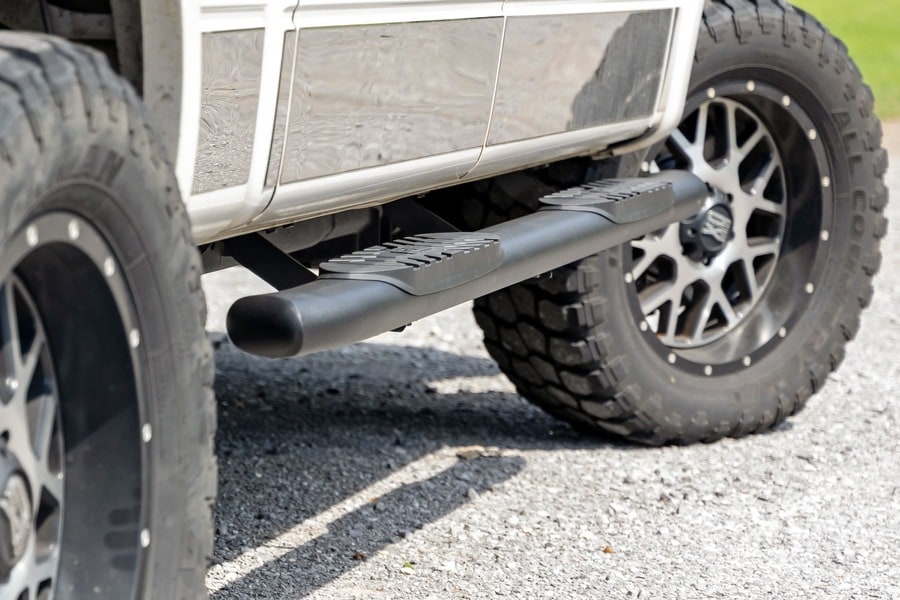Овальные трубчатые подножки, кабина Crew Cab, чёрные, Ford F-150 (2009–2014), Rough Country — фото 6