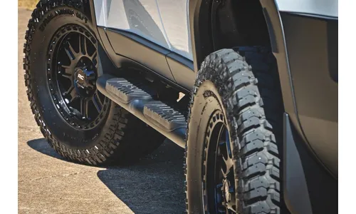 Овальные трубчатые подножки, чёрные, Toyota Land Cruiser (2024–2026), Rough Country — фото 3