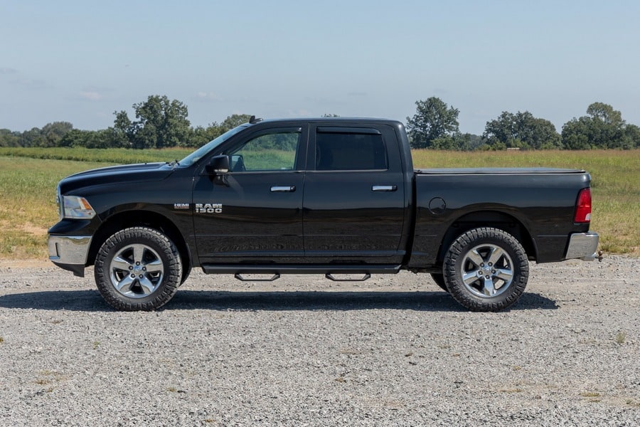 Регулируемые алюминиевые подножки SRL2, кабина Crew Cab, Rough Country — фото 6