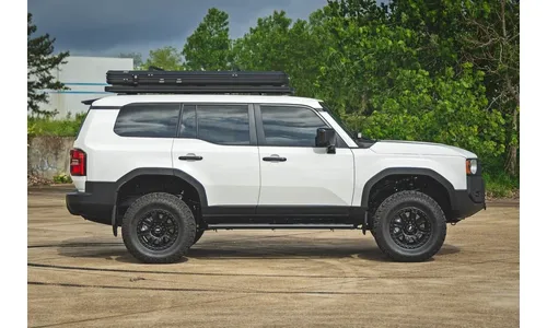 Боковые подножки BA2, Toyota Land Cruiser (2024–2026), Rough Country — фото 6