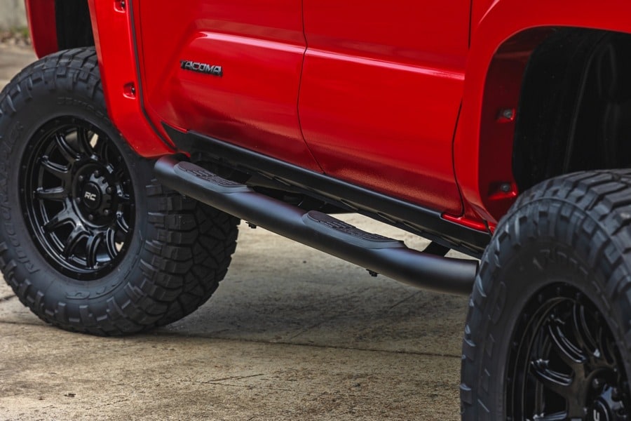 Трубчатые подножки, кабина Double Cab, Toyota Tacoma IV, Rough Country — фото 6