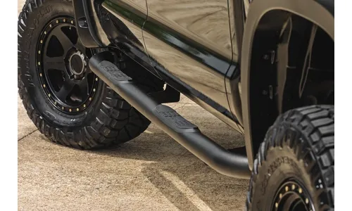 Трубчатые подножки, кабина CrewMax, Toyota Tundra (2007–2021), Rough Country — фото 4