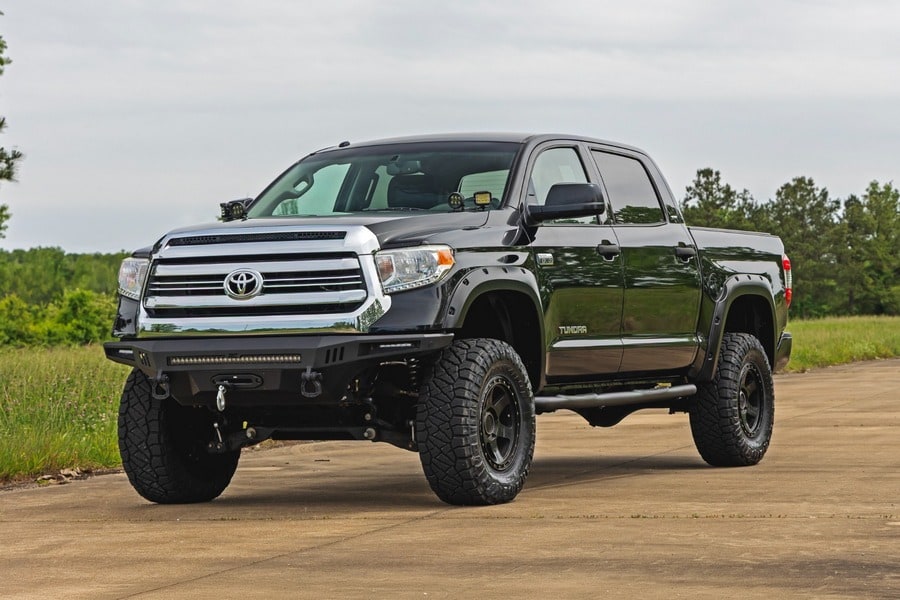 Трубчатые подножки, кабина CrewMax, Toyota Tundra (2007–2021), Rough Country — фото 5